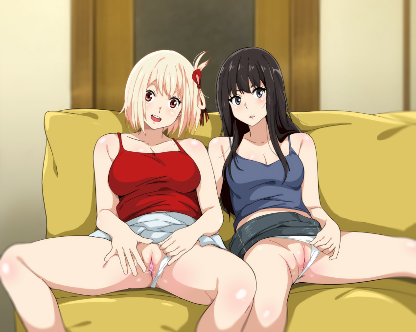 2_女の子の魅力的な黒髪_金髪_赤面_オナニー_井上_たきな_ジョパエ_ビューア_リコリス_リコイル_錦木_千里_口を開けて_パンティー_パンティー_脇にマンコ_マンコ_ジュース_赤い目_座っている_開脚_下着 ゆり
